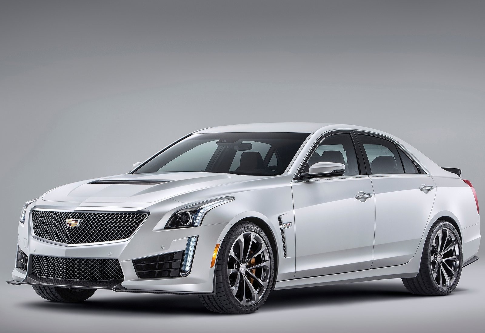 El Cadillac CTS-V (2009) Rompe la Barrera de los Ocho Minutos en Nürburgring