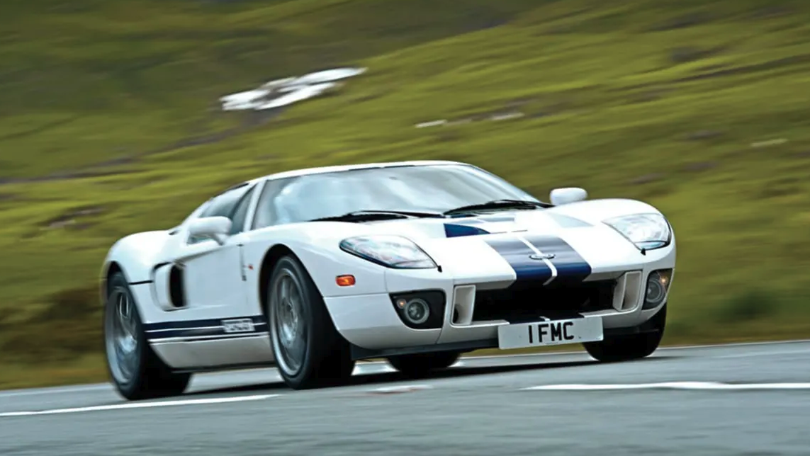El Ford GT (Mk1): Toda Una Leyenda del Automovilismo se Hace Fuerte en el Ring