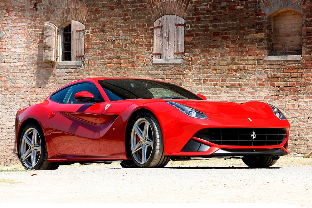 Ferrari F12 Berlinetta: Velocidad de Récord en Nürburgring 