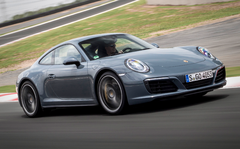 El Porsche 911 Carrera S: Impone su Leyenda en Nürburgring