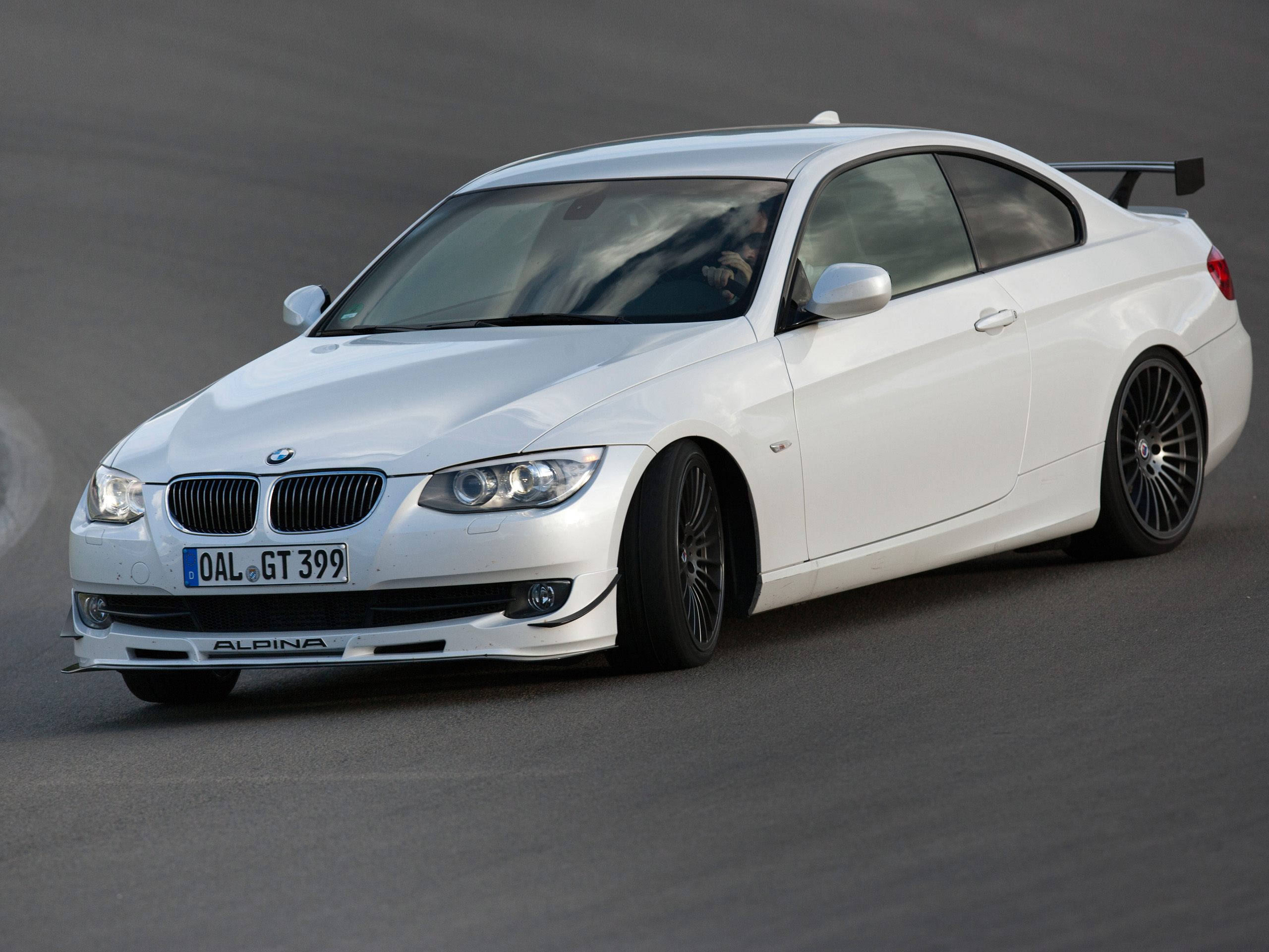 El Alpina B3 Coupé GT3 Confirma su Raza Deportiva en Nürburgring