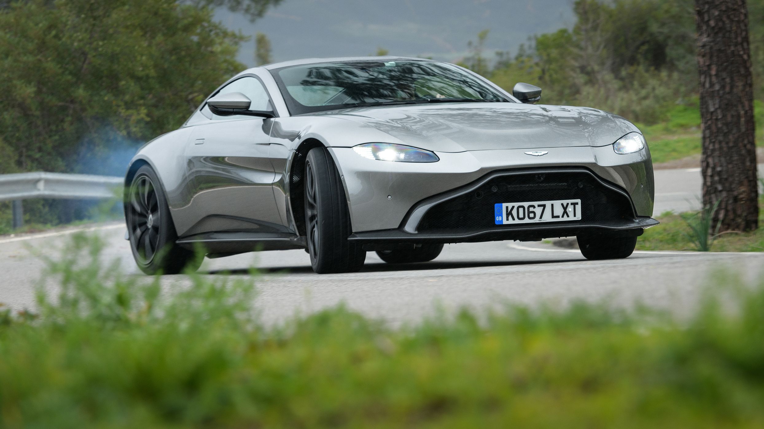 Aston Martin V8 Vantage 