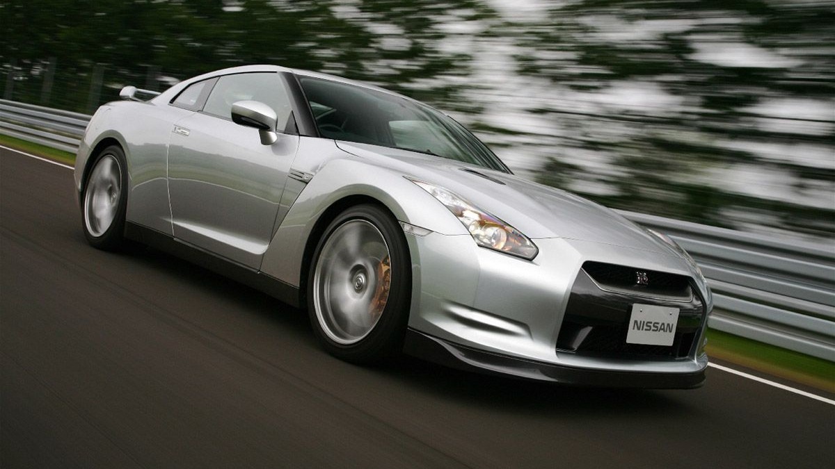 Nissan GT-R 2011