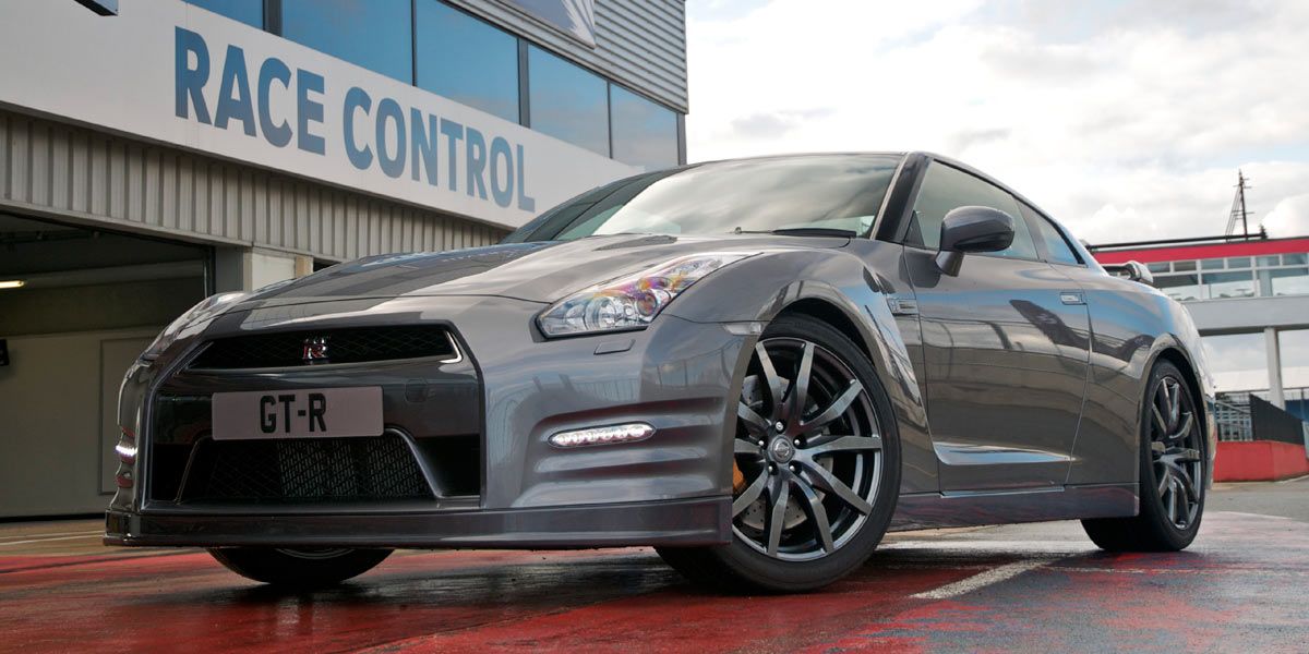 Nissan GT-R 2012