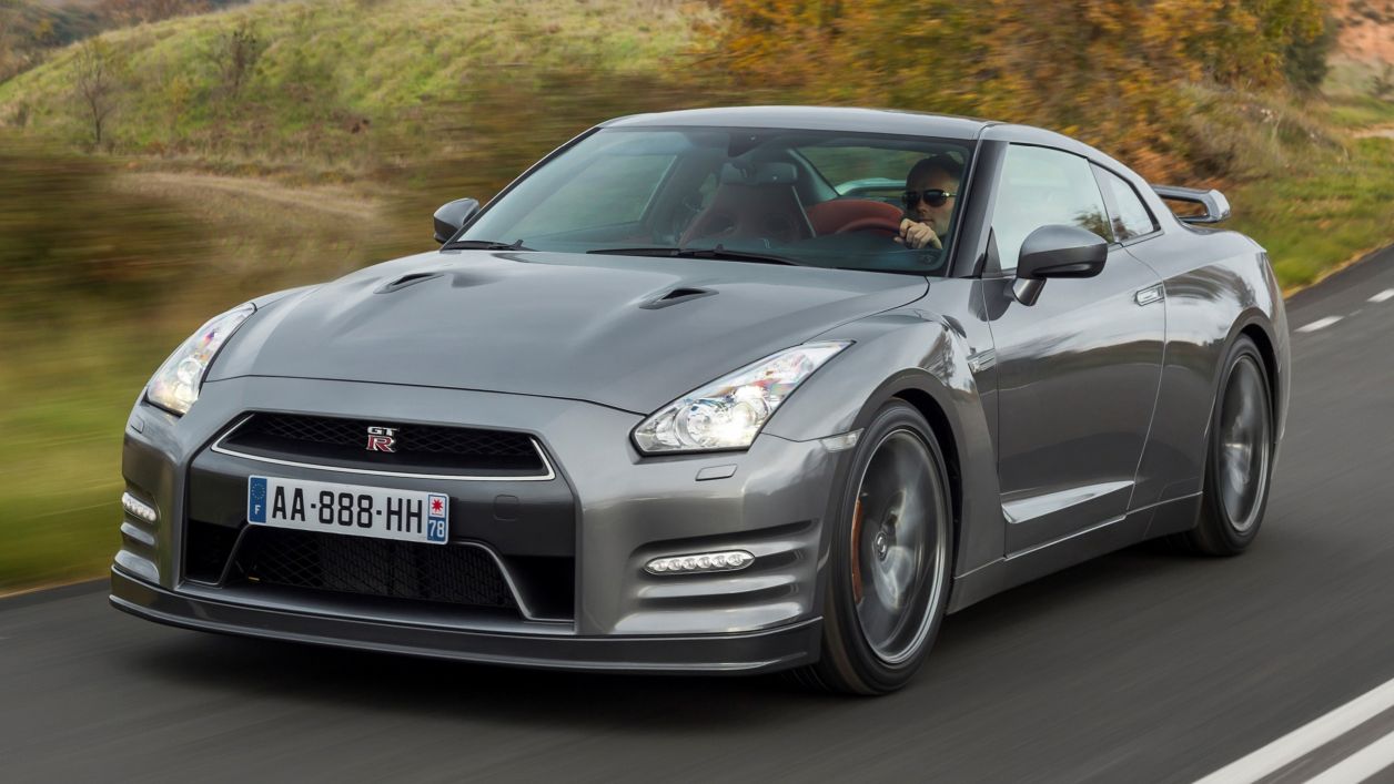 Nissan  GT-R Spec V 